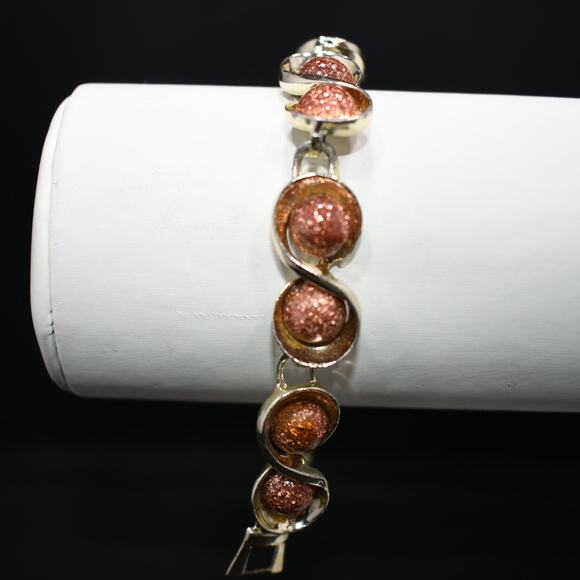 Vintage Lucite Faux Goldstone Bracelet, Gold Tone, 1960s Jewelry - Picture 10 of 10